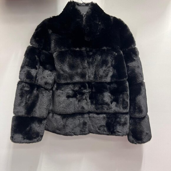 NWT - LOVE TOKEN BLACK FAUX FUR SHORT COAT - Picture 1 of 1